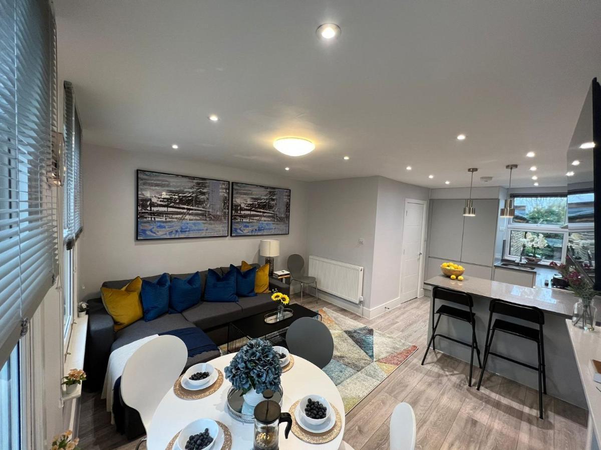 Aisiki Apartments At Stanhope Road, North Finchley, Airconditioned Multiple 2 Or 3-Bedroom, Pet-Friendly Duplex Flats, King Or Twin Beds, Airconditioned & Free Wi-Fi Exterior foto