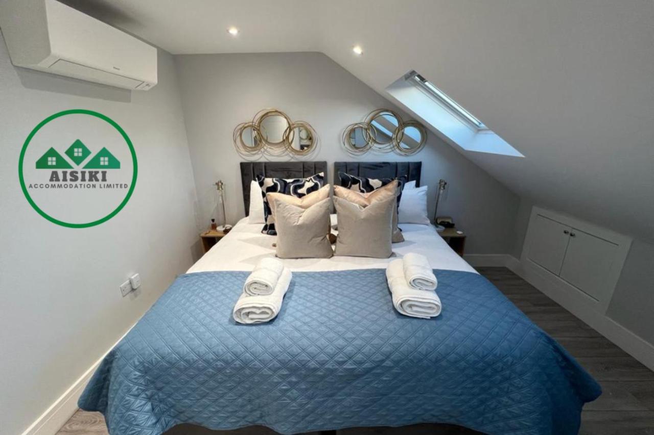 Aisiki Apartments At Stanhope Road, North Finchley, Airconditioned Multiple 2 Or 3-Bedroom, Pet-Friendly Duplex Flats, King Or Twin Beds, Airconditioned & Free Wi-Fi Exterior foto