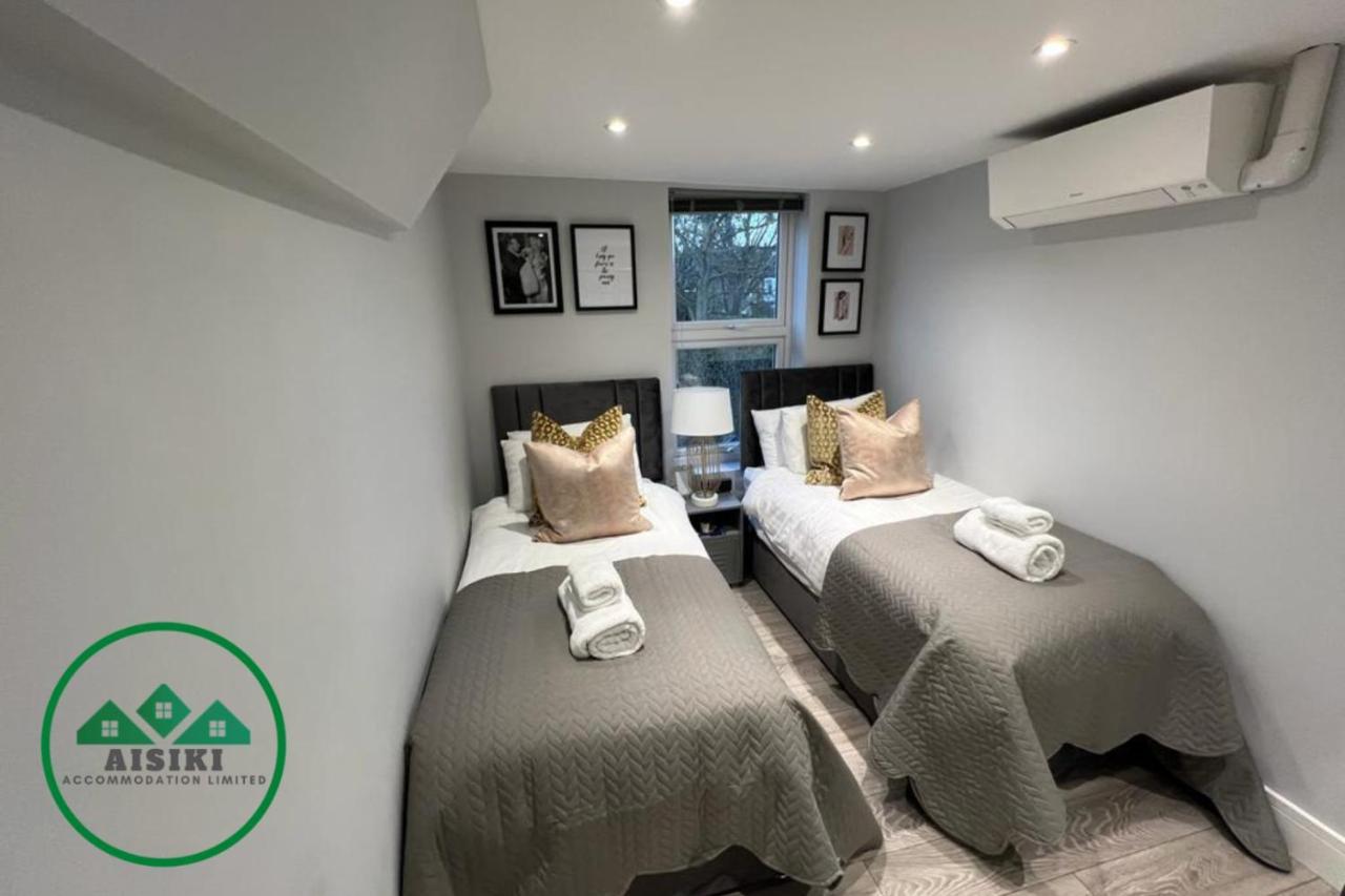 Aisiki Apartments At Stanhope Road, North Finchley, Airconditioned Multiple 2 Or 3-Bedroom, Pet-Friendly Duplex Flats, King Or Twin Beds, Airconditioned & Free Wi-Fi Exterior foto