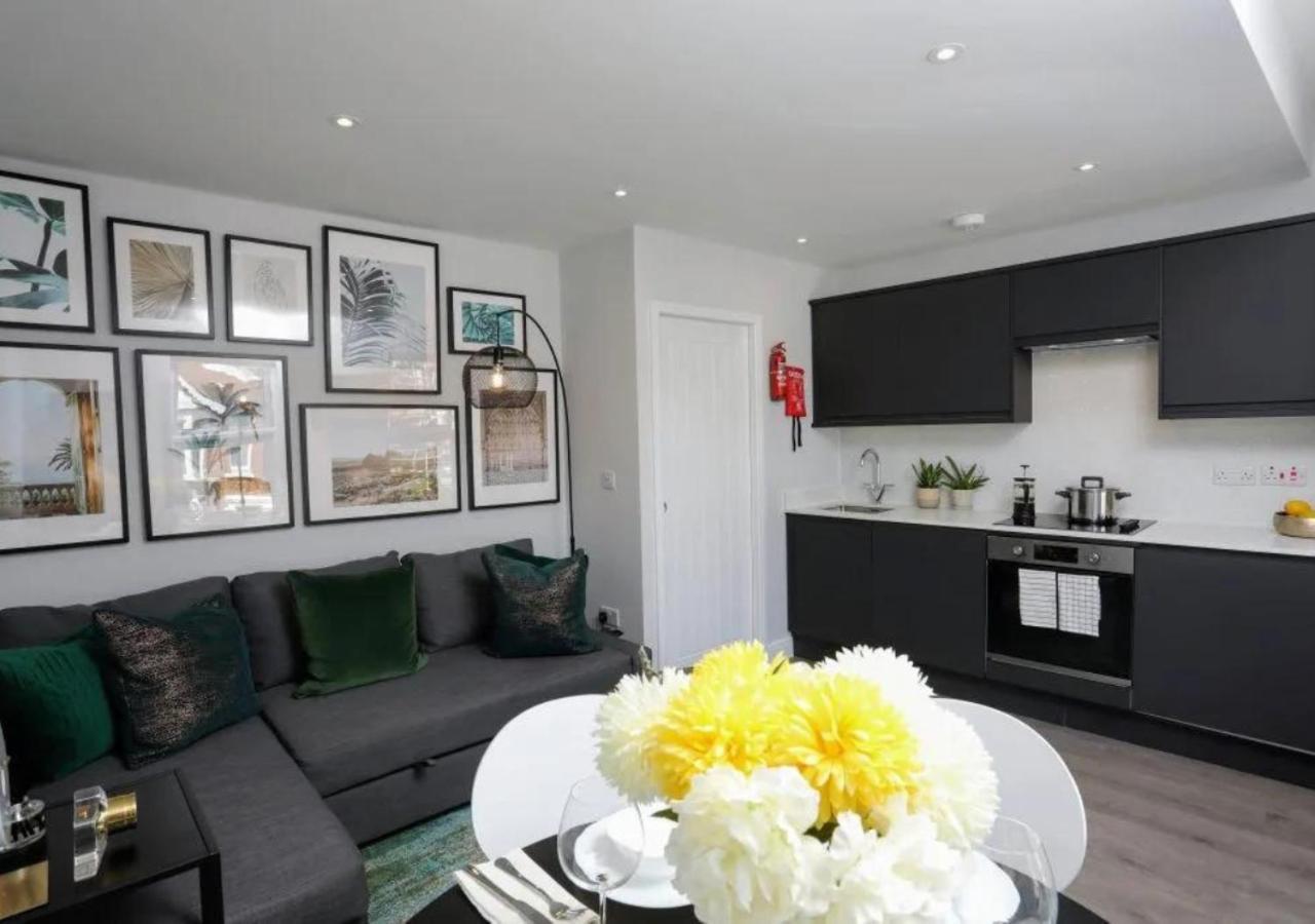Aisiki Apartments At Stanhope Road, North Finchley, Airconditioned Multiple 2 Or 3-Bedroom, Pet-Friendly Duplex Flats, King Or Twin Beds, Airconditioned & Free Wi-Fi Exterior foto