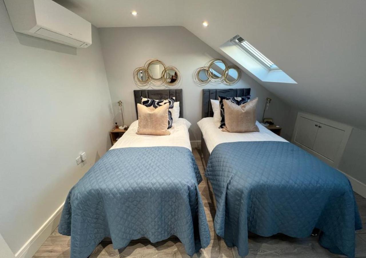 Aisiki Apartments At Stanhope Road, North Finchley, Airconditioned Multiple 2 Or 3-Bedroom, Pet-Friendly Duplex Flats, King Or Twin Beds, Airconditioned & Free Wi-Fi Exterior foto