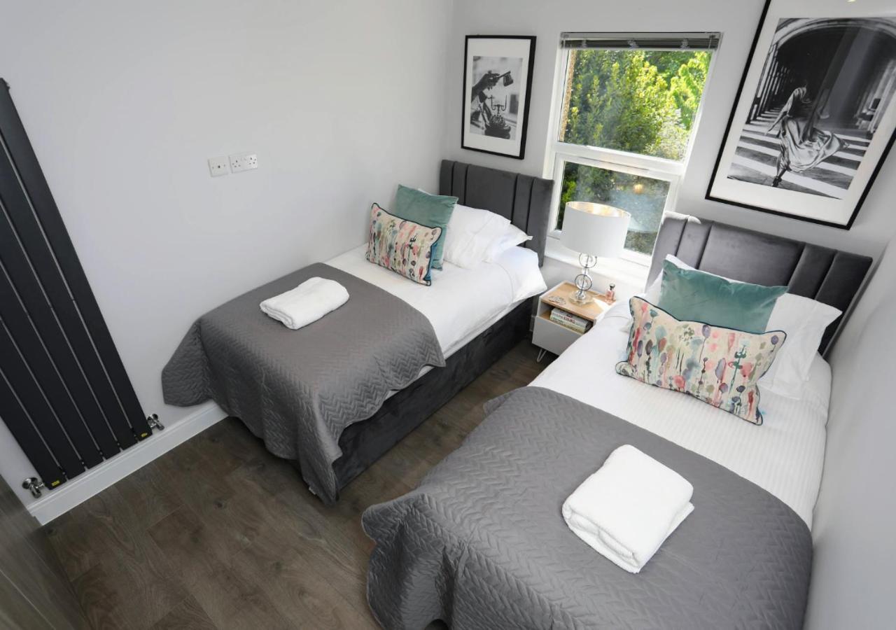Aisiki Apartments At Stanhope Road, North Finchley, Airconditioned Multiple 2 Or 3-Bedroom, Pet-Friendly Duplex Flats, King Or Twin Beds, Airconditioned & Free Wi-Fi Exterior foto