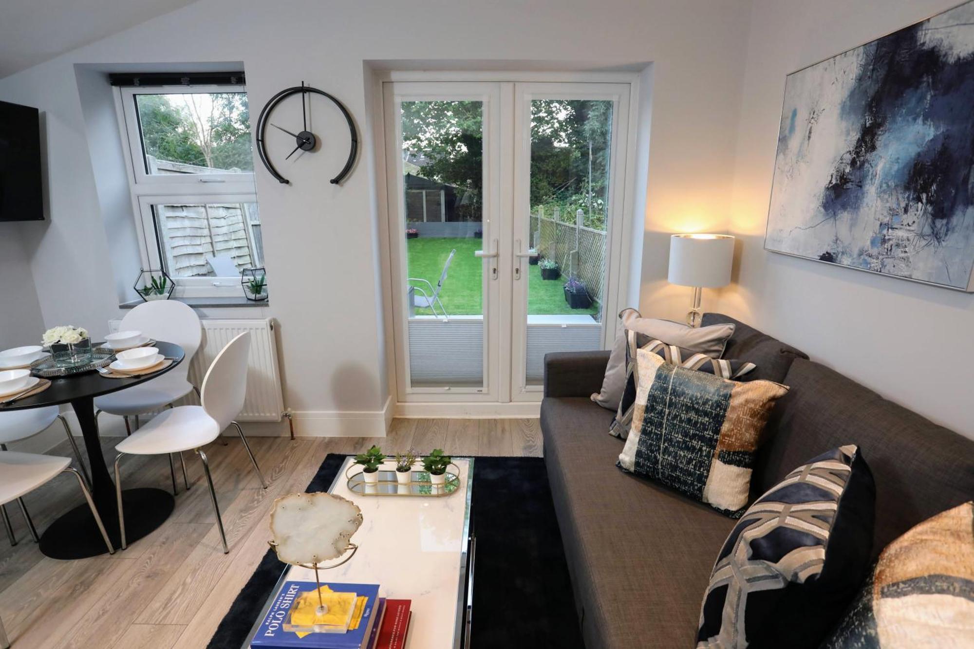 Aisiki Apartments At Stanhope Road, North Finchley, Airconditioned Multiple 2 Or 3-Bedroom, Pet-Friendly Duplex Flats, King Or Twin Beds, Airconditioned & Free Wi-Fi Exterior foto