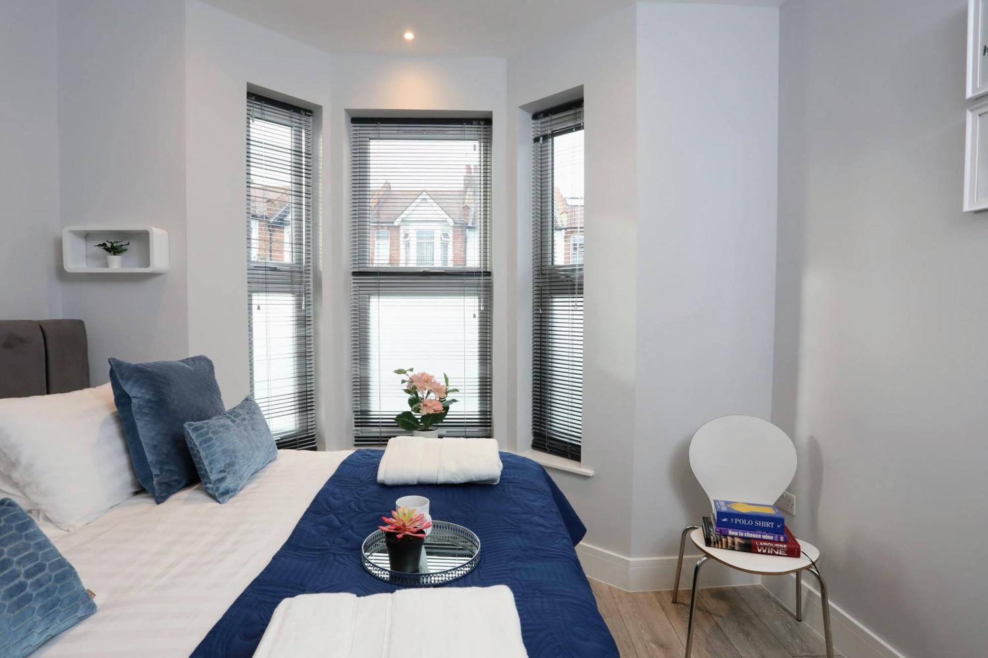 Aisiki Apartments At Stanhope Road, North Finchley, Airconditioned Multiple 2 Or 3-Bedroom, Pet-Friendly Duplex Flats, King Or Twin Beds, Airconditioned & Free Wi-Fi Exterior foto