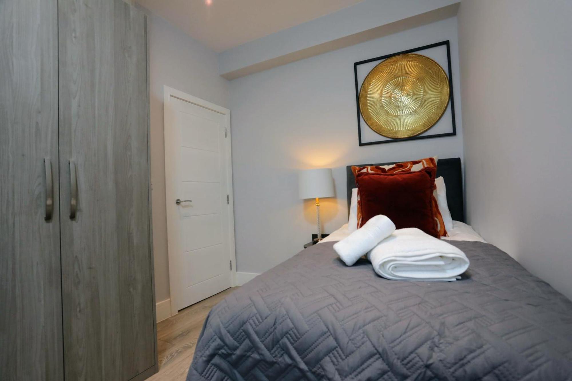 Aisiki Apartments At Stanhope Road, North Finchley, Airconditioned Multiple 2 Or 3-Bedroom, Pet-Friendly Duplex Flats, King Or Twin Beds, Airconditioned & Free Wi-Fi Exterior foto
