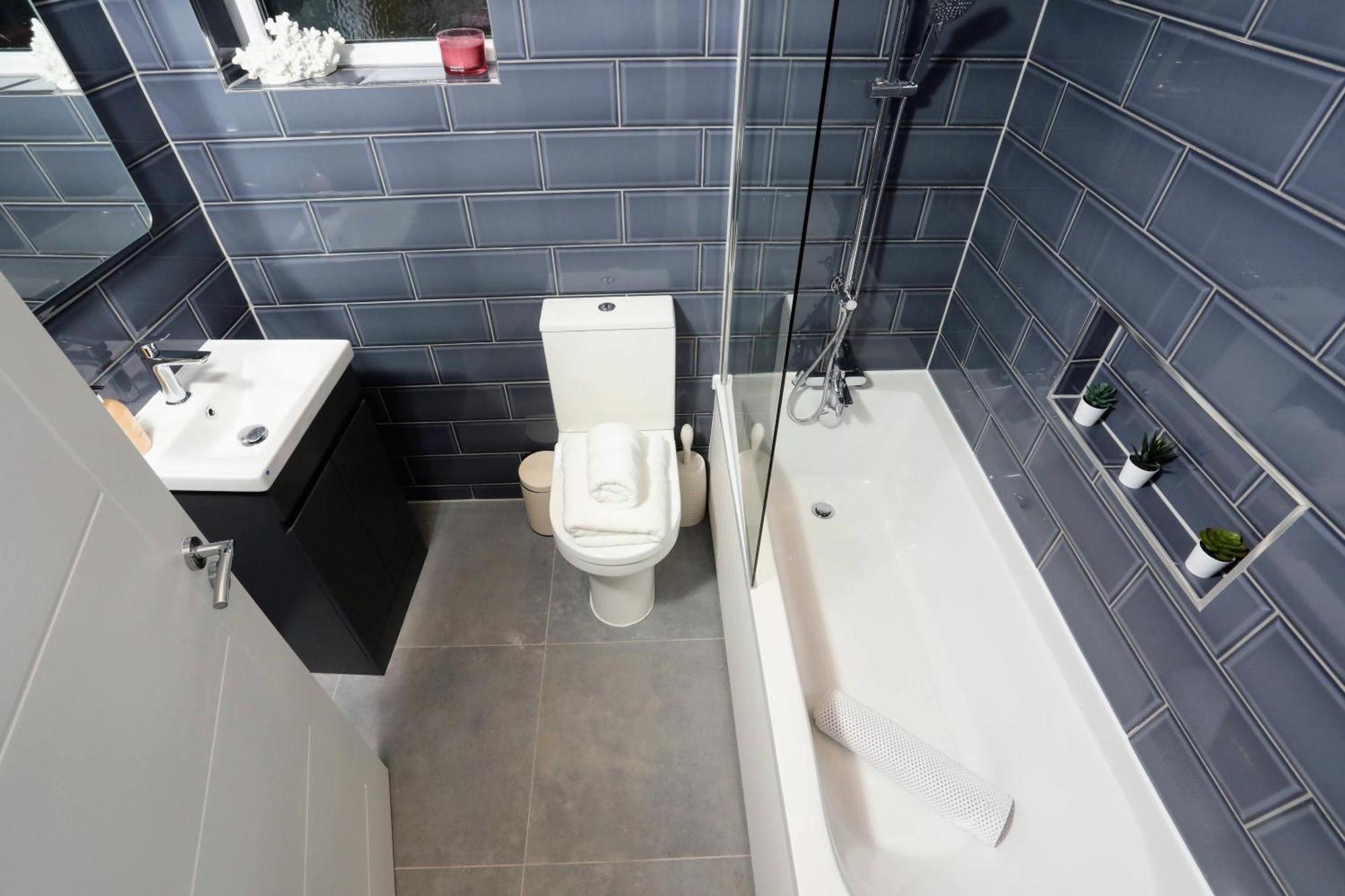 Aisiki Apartments At Stanhope Road, North Finchley, Airconditioned Multiple 2 Or 3-Bedroom, Pet-Friendly Duplex Flats, King Or Twin Beds, Airconditioned & Free Wi-Fi Exterior foto