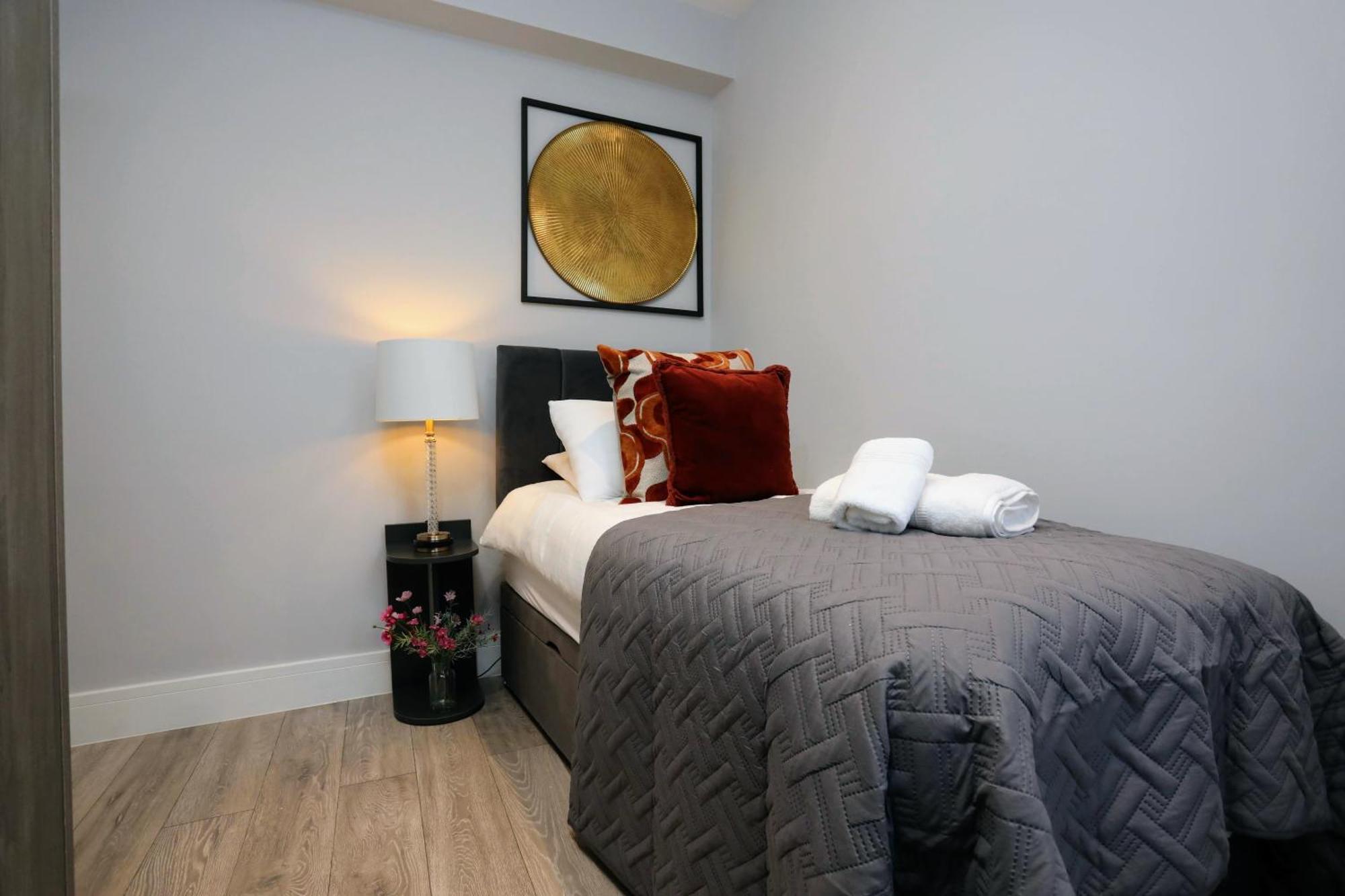 Aisiki Apartments At Stanhope Road, North Finchley, Airconditioned Multiple 2 Or 3-Bedroom, Pet-Friendly Duplex Flats, King Or Twin Beds, Airconditioned & Free Wi-Fi Exterior foto