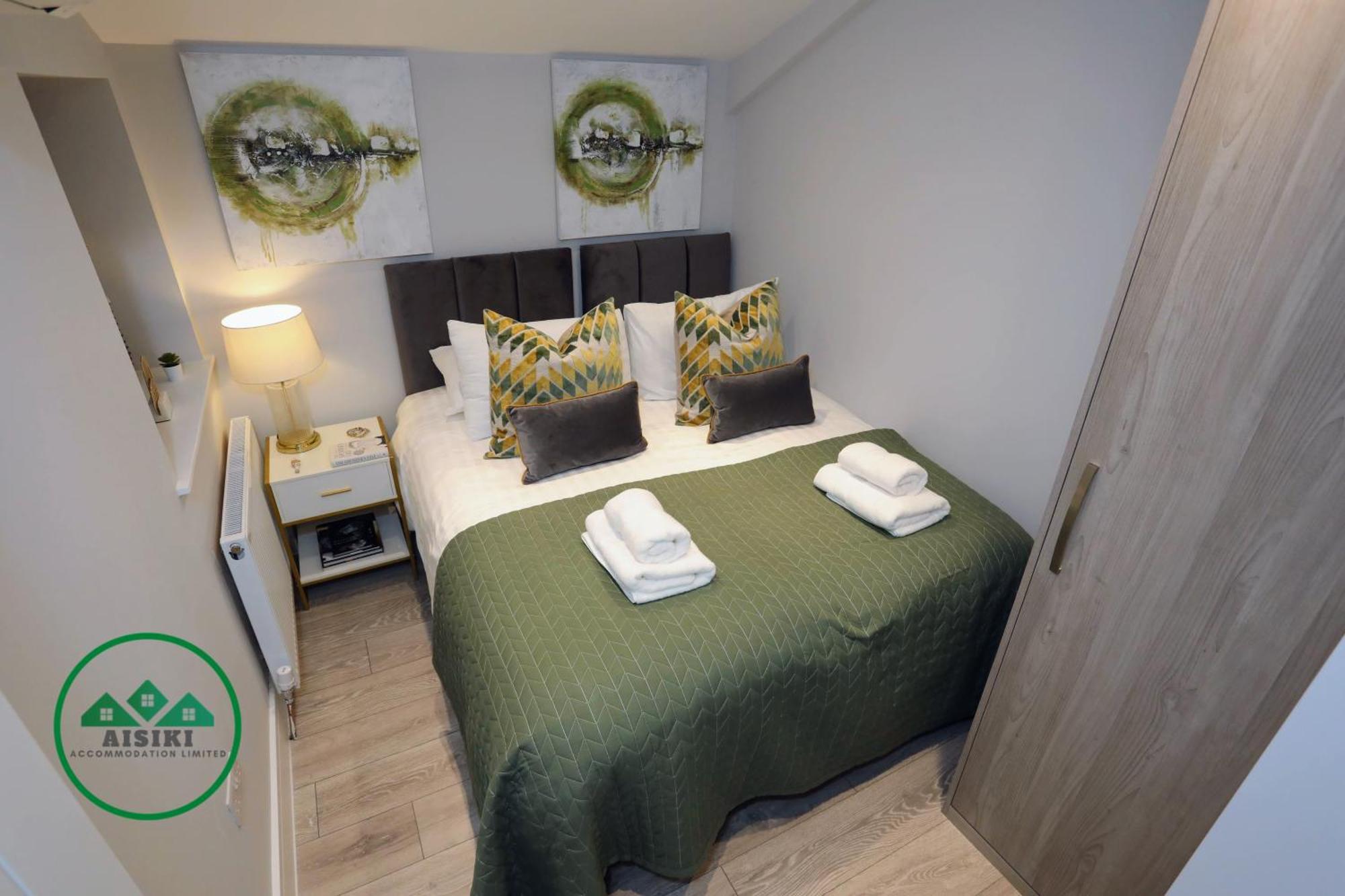 Aisiki Apartments At Stanhope Road, North Finchley, Airconditioned Multiple 2 Or 3-Bedroom, Pet-Friendly Duplex Flats, King Or Twin Beds, Airconditioned & Free Wi-Fi Exterior foto