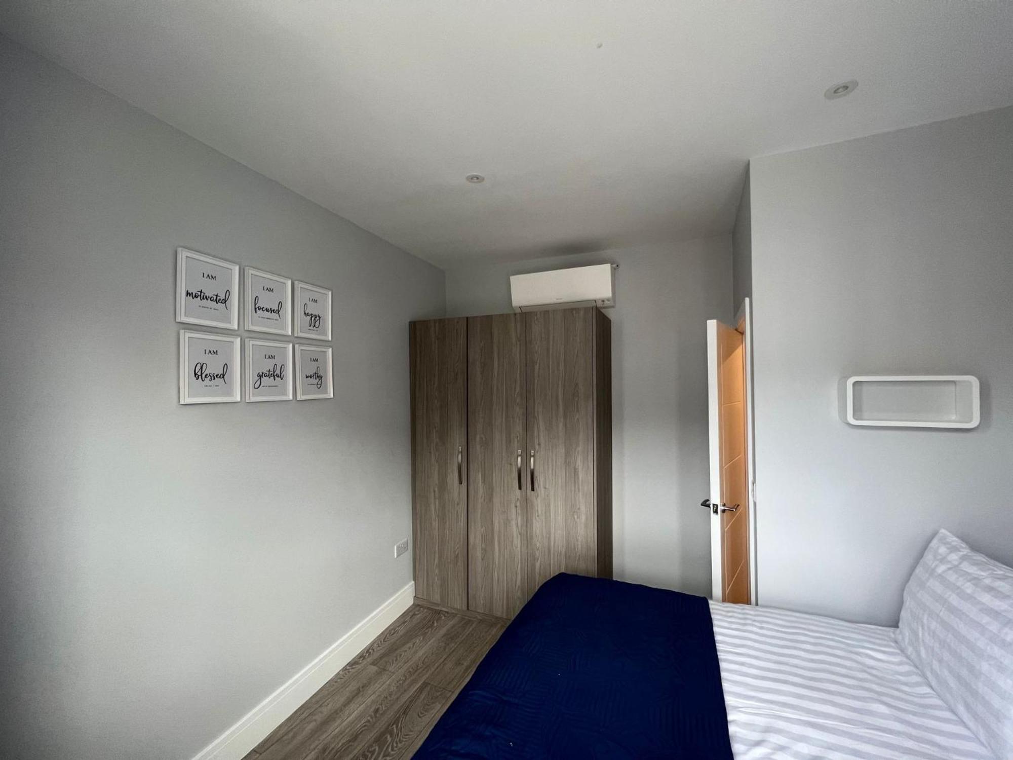 Aisiki Apartments At Stanhope Road, North Finchley, Airconditioned Multiple 2 Or 3-Bedroom, Pet-Friendly Duplex Flats, King Or Twin Beds, Airconditioned & Free Wi-Fi Exterior foto